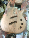 Gwenrann-V Short Scale bass