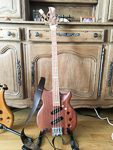 Gwenrann-V Short Scale bass